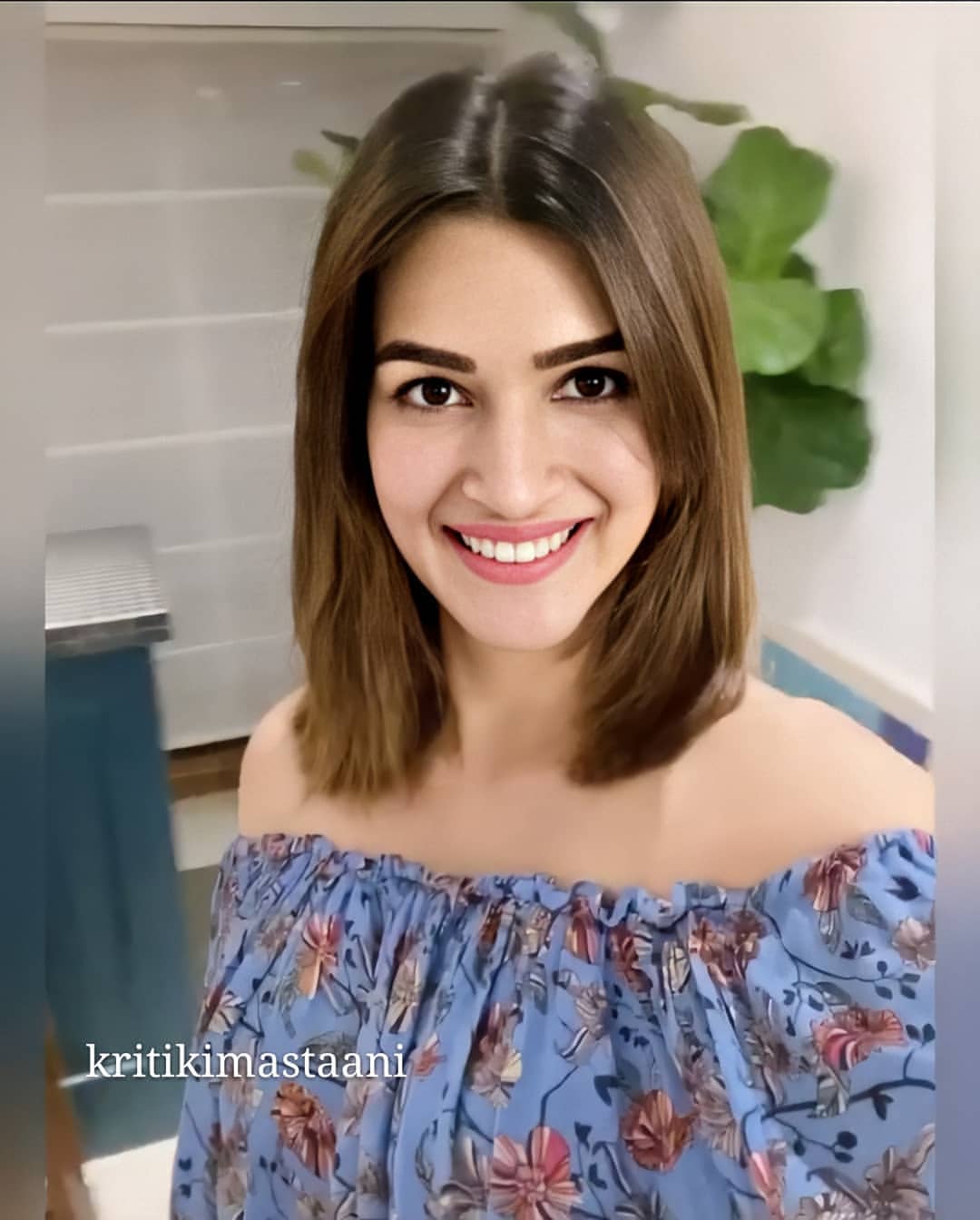 haircut stories, tiktok hair, scene hair, hair clinic, hair restoration, hairlosstalk, hair clinic near me, hair loss treatment, hair transplant near me, prom hairstyles,