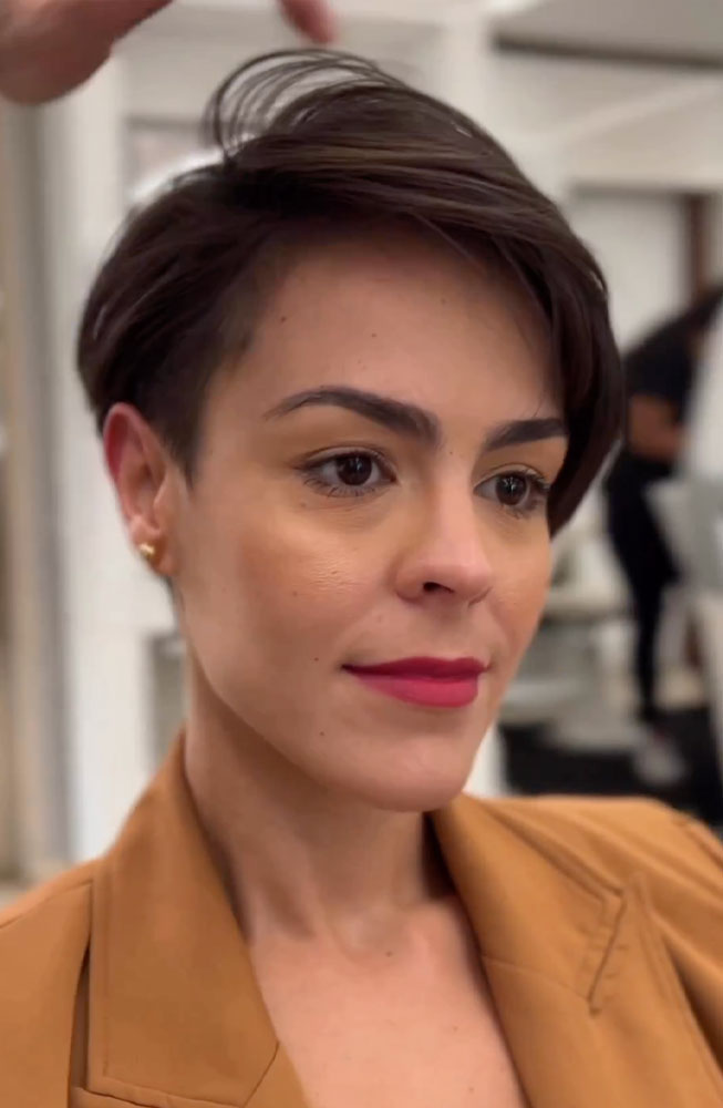 haircut stories, tiktok hair, scene hair, hair clinic, hair restoration, hairlosstalk, hair clinic near me, hair loss treatment, hair transplant near me, prom hairstyles,