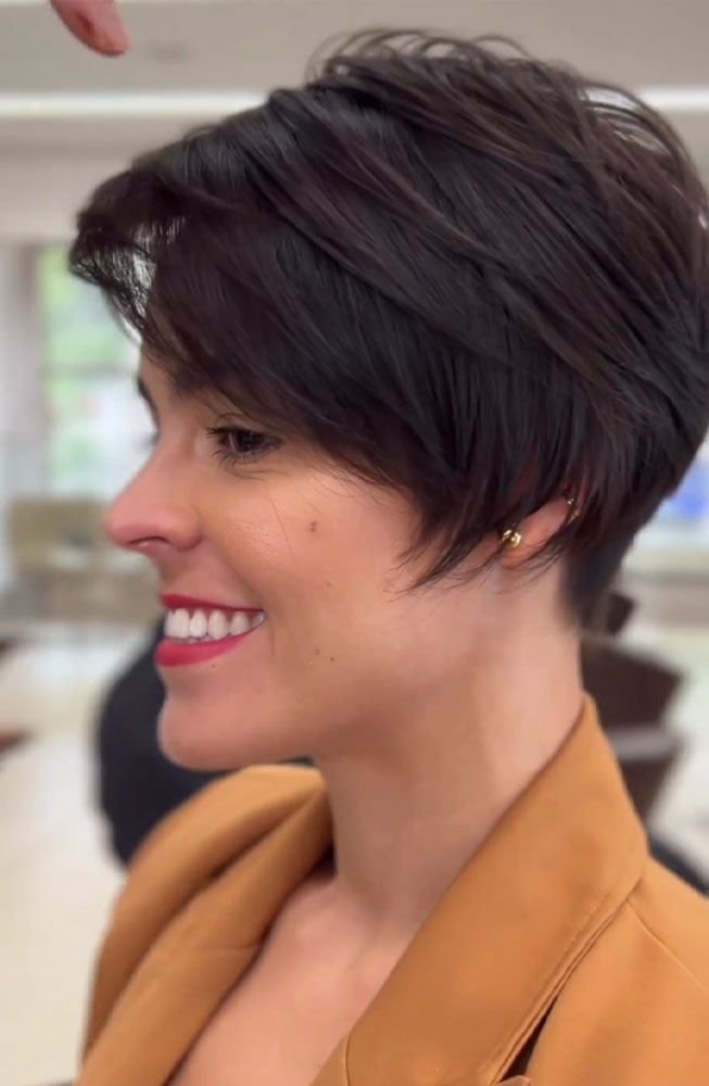 haircut stories, tiktok hair, scene hair, hair clinic, hair restoration, hairlosstalk, hair clinic near me, hair loss treatment, hair transplant near me, prom hairstyles,