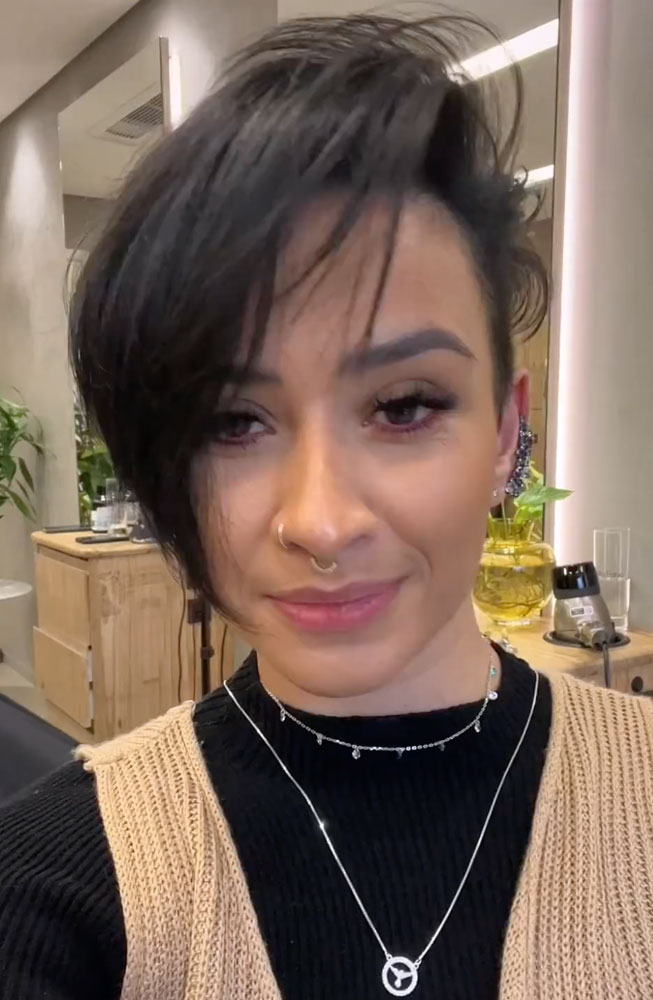 haircut stories, tiktok hair, scene hair, hair clinic, hair restoration, hairlosstalk, hair clinic near me, hair loss treatment, hair transplant near me, prom hairstyles,