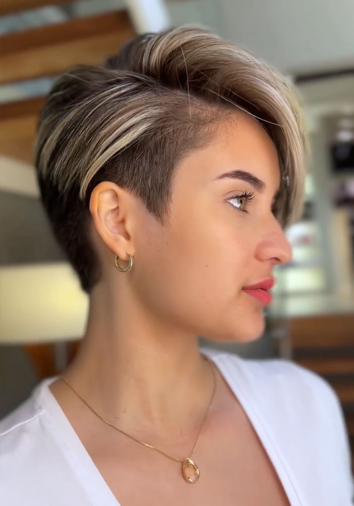 haircut stories, tiktok hair, scene hair, hair clinic, hair restoration, hairlosstalk, hair clinic near me, hair loss treatment, hair transplant near me, prom hairstyles,