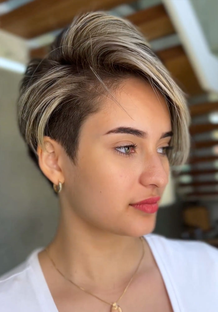 haircut stories, tiktok hair, scene hair, hair clinic, hair restoration, hairlosstalk, hair clinic near me, hair loss treatment, hair transplant near me, prom hairstyles,