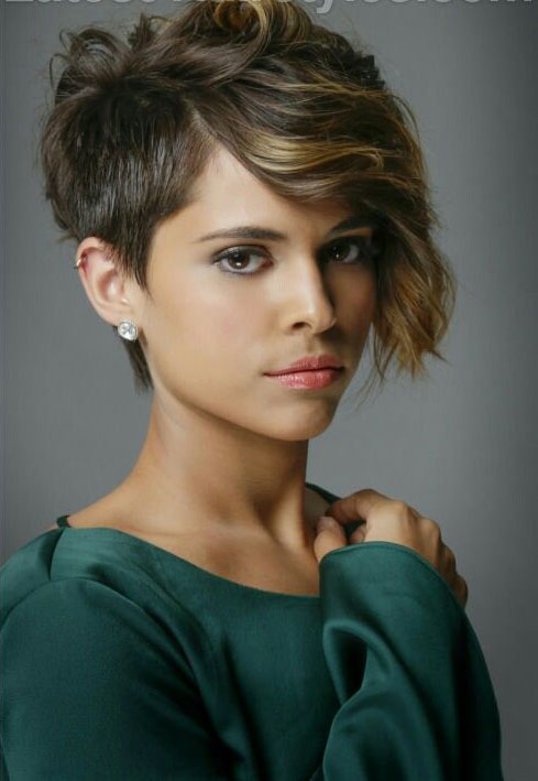 short hairstyle with fringe