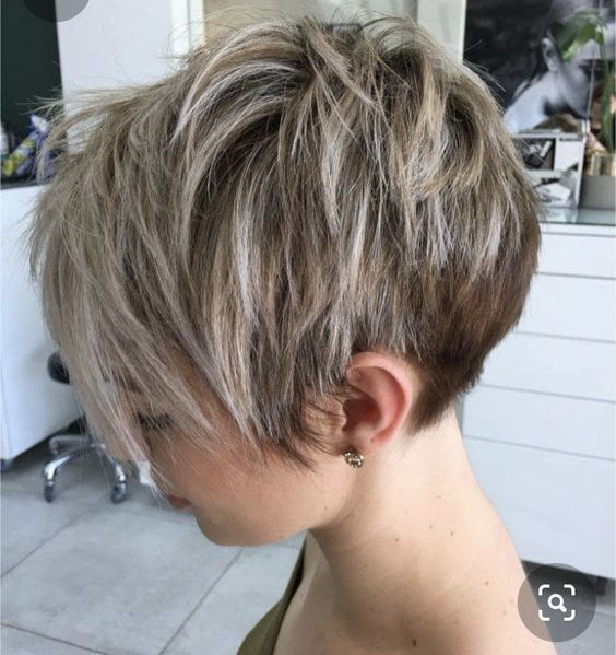 short hairstyle with fringe
