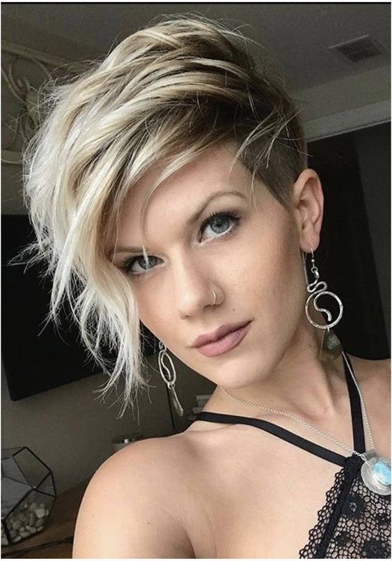 short hairstyle with fringe