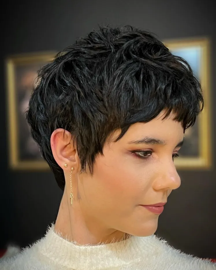pixie cut, pixie haircut,