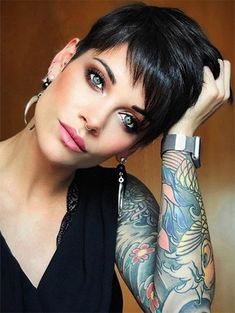 pixie cut, pixie haircut,