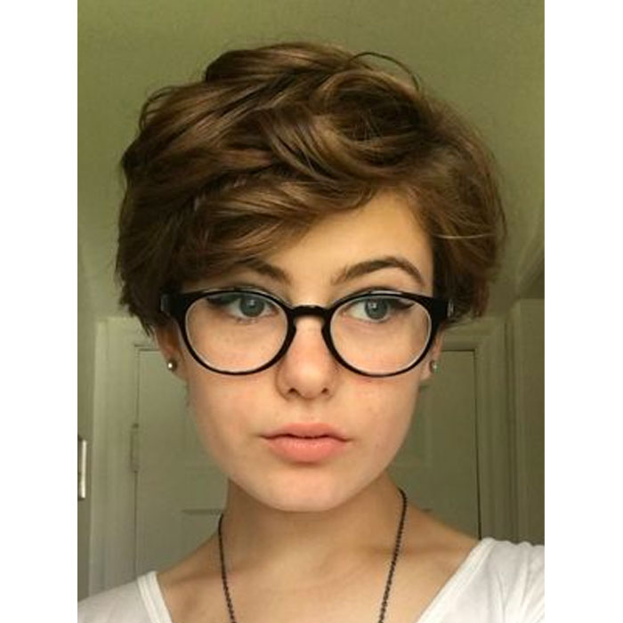 short haircuts glasses