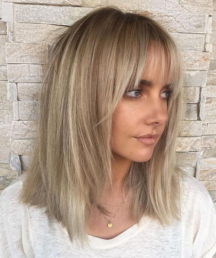 medium length hairstyle