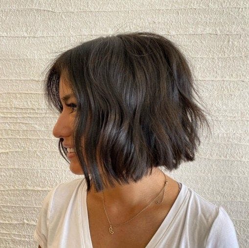 blurred bob, bob haircut, bob cut,